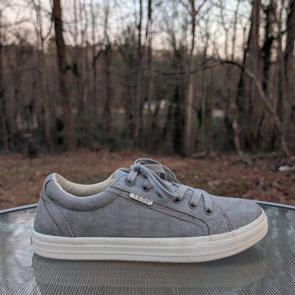 Women's TAOS Plim Soul Gray Canvas Sneaker Shoes Size 8.5 - Picture 2 of 11